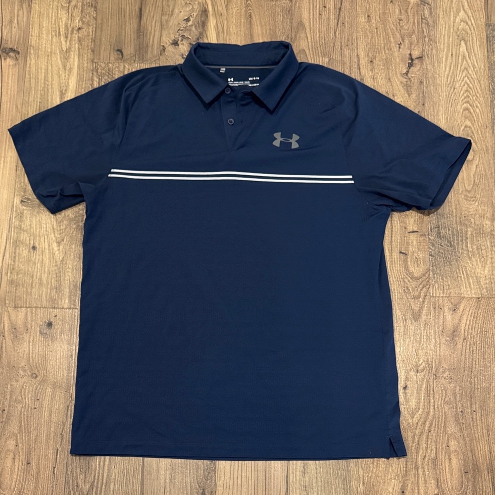 EUC Under Armour Men's Dark Blue Polo with White Stripes - Large